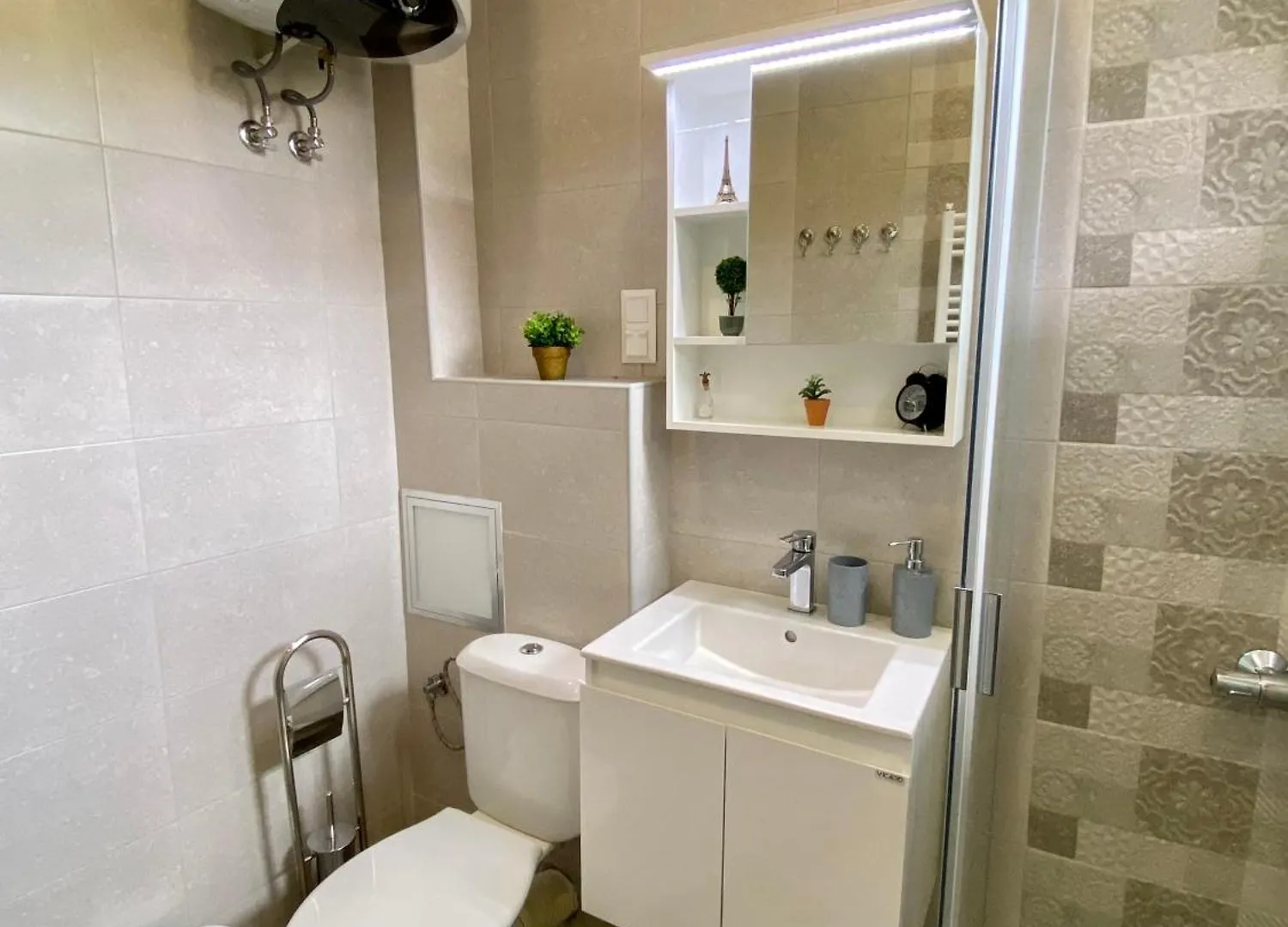 Lovely Apartment In The Heart Of Sofia
