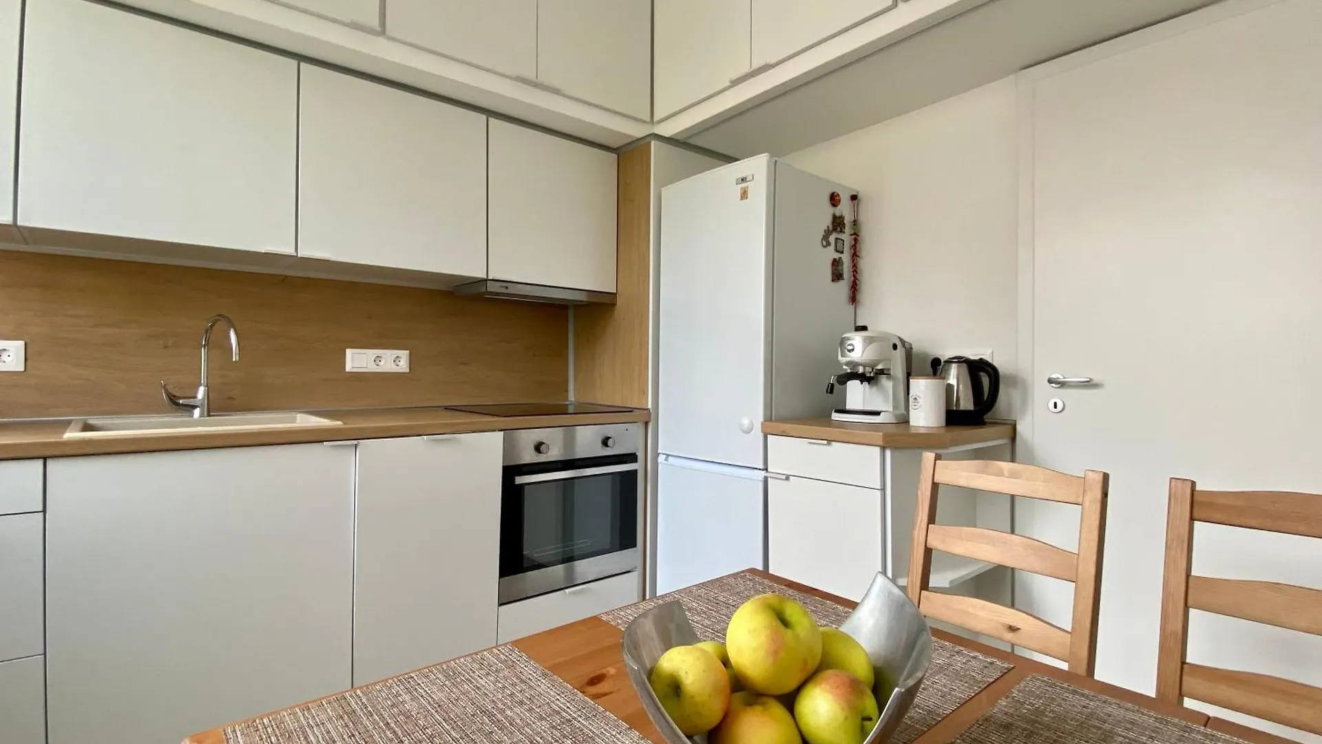 Lovely Apartment In The Heart Of Sofia