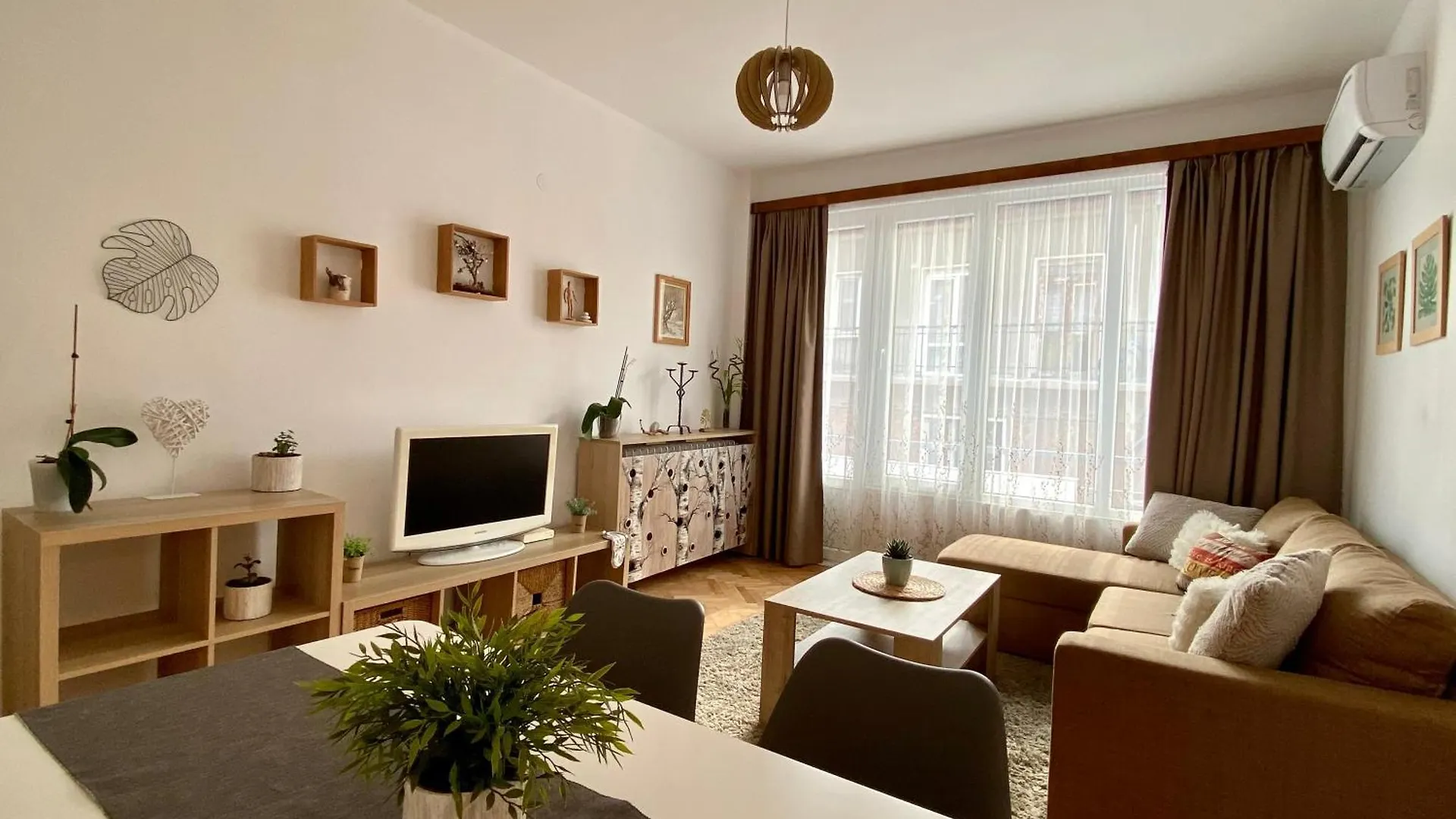 Lovely Apartment In The Heart Of Sofia